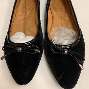 naturalizer dressy flats